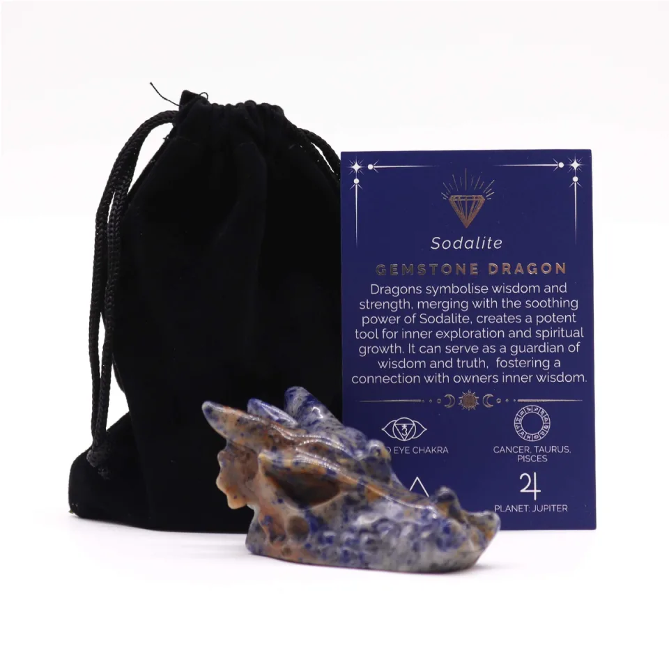 Grande tête de dragon : sodalite, 60 x 30 x 35 mm