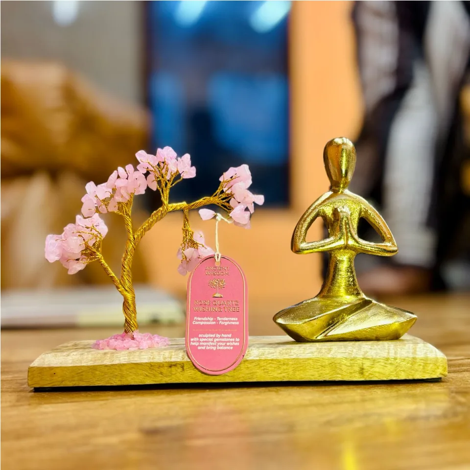 Jardin de yoga, arbre en pierres sur bois de manguier : posture Namaste, arbre incliné en quartz rose, 100 éclats