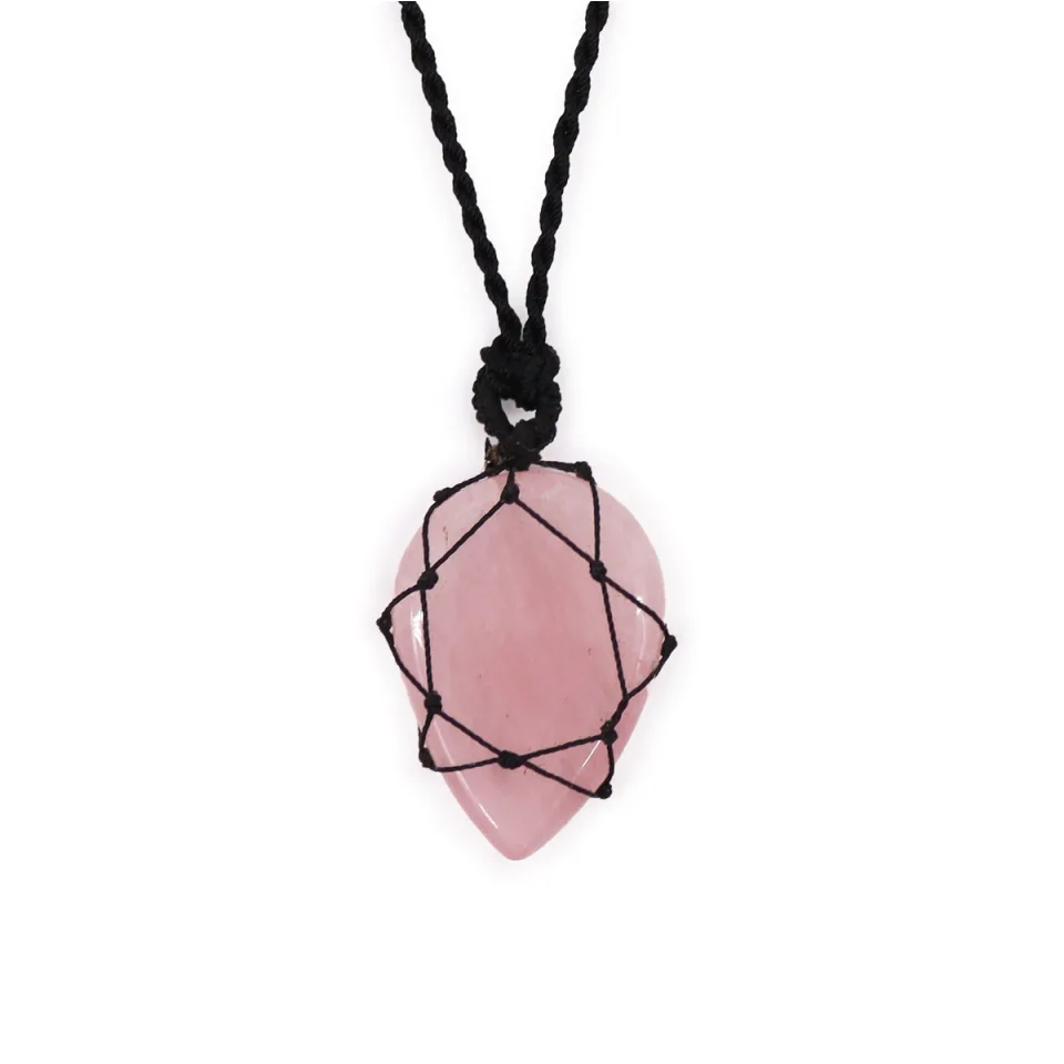 Pendentif en pierre sur lacet, Goutte : quartz rose