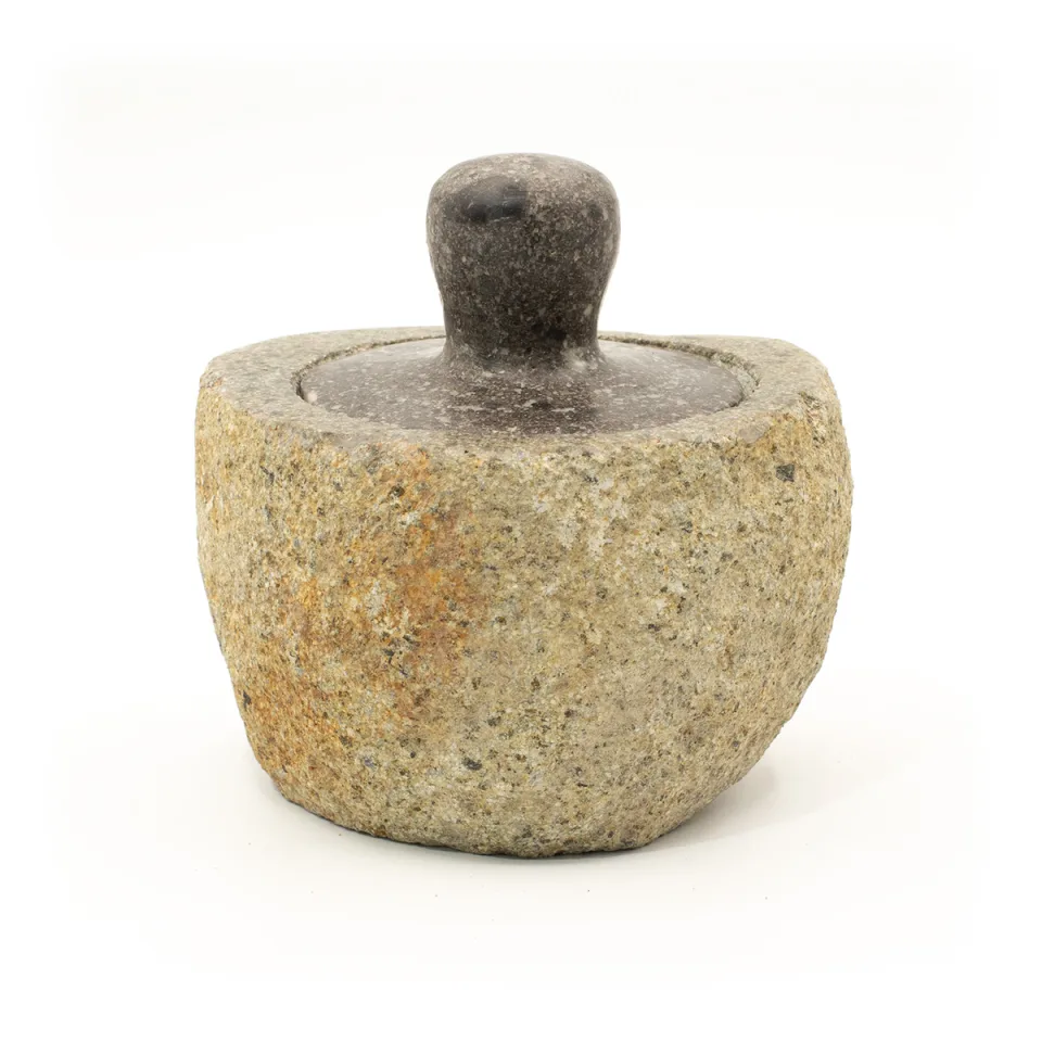 Pots en pierre de rivière : Moyen (environ 12 x 8 cm)
