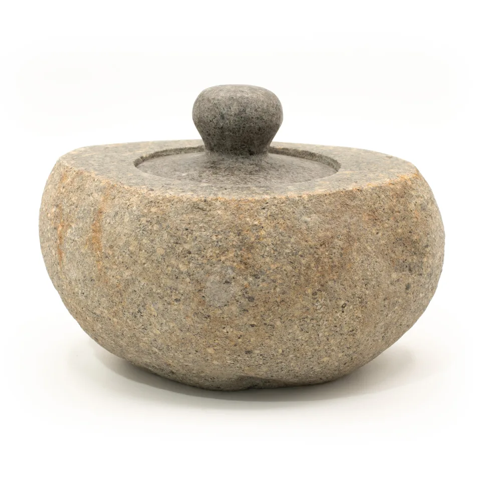 Pots en pierre de rivière : Grand (environ 15 x 12 cm)