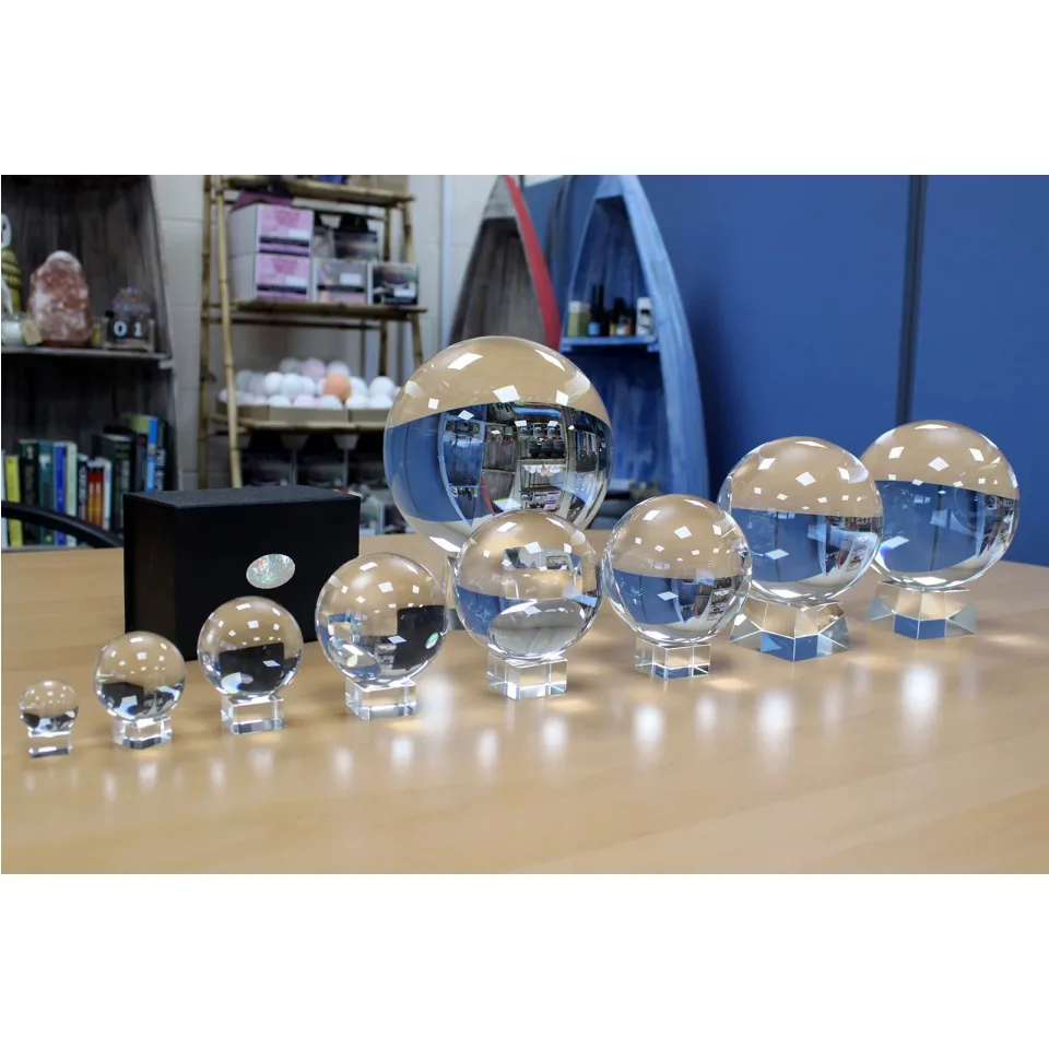 Boules de cristal sur socle : 50 mm