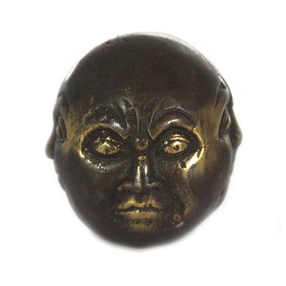 Bouddha à quatre visages : 4,5 cm