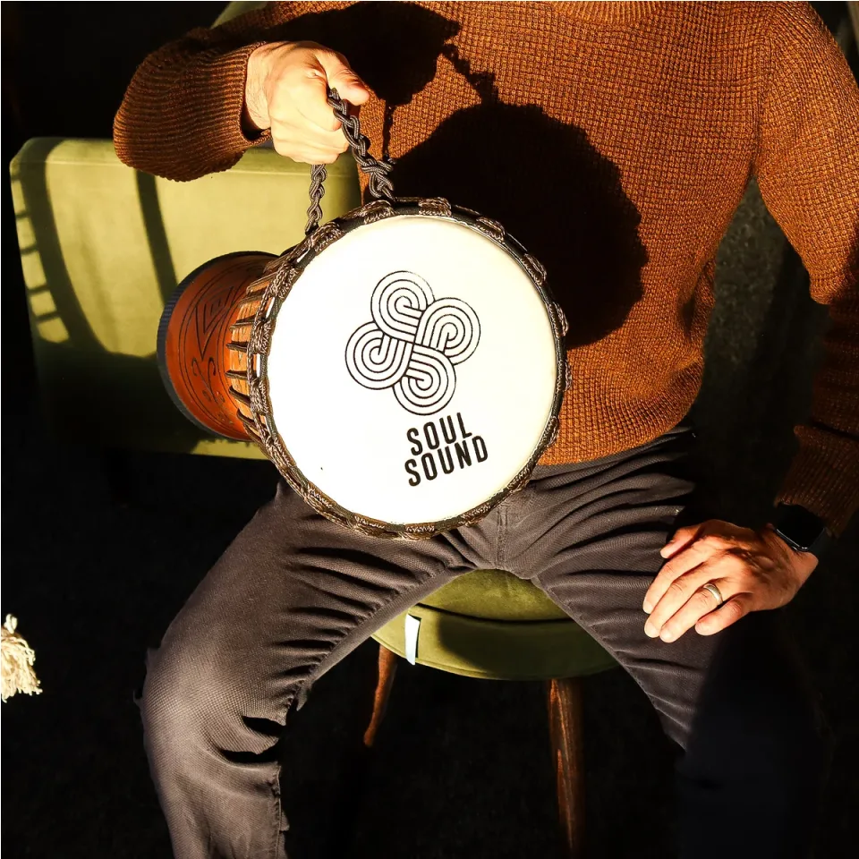 Djembé professionnel : Grand djembé professionnel, son grave (âme), 50 cm