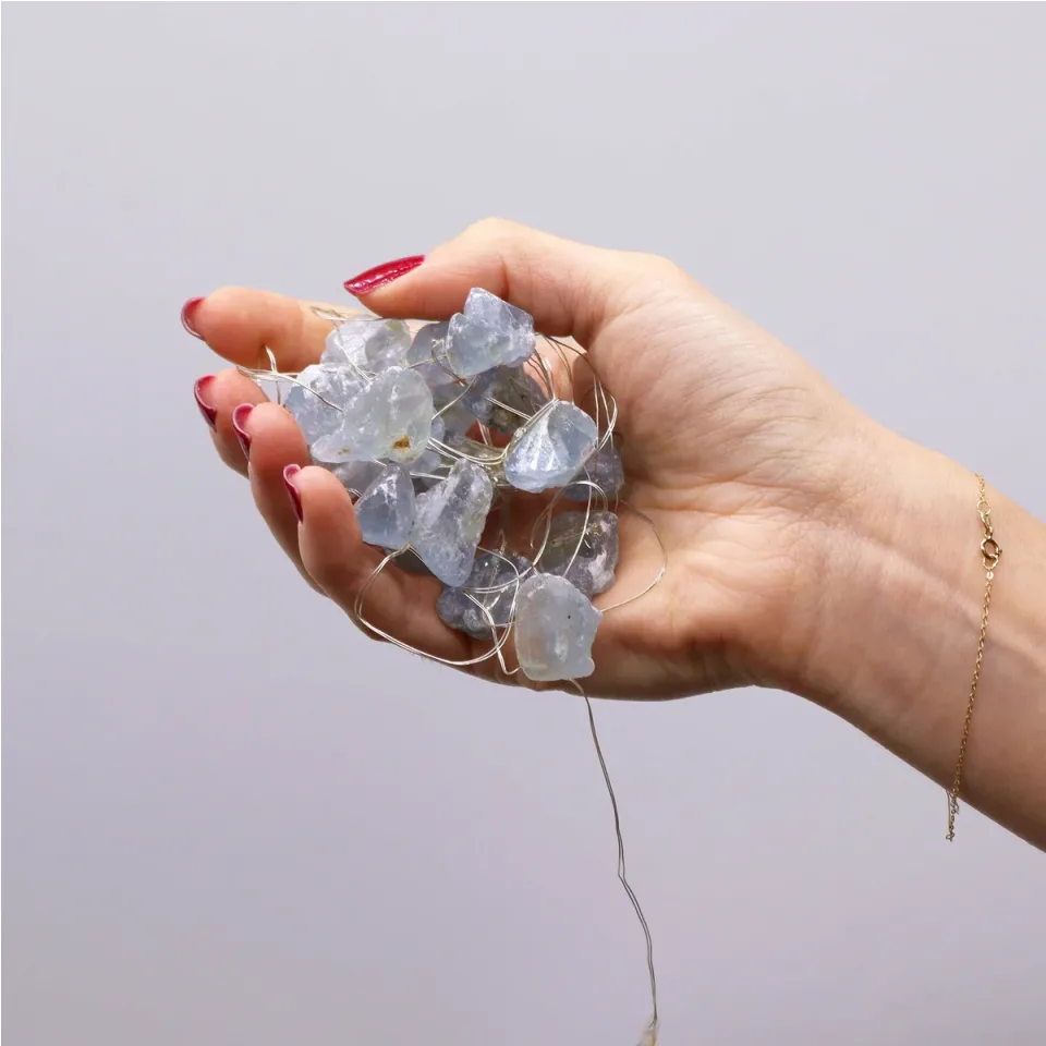 Lumières enchantées en pierre (USB) : Célestite
