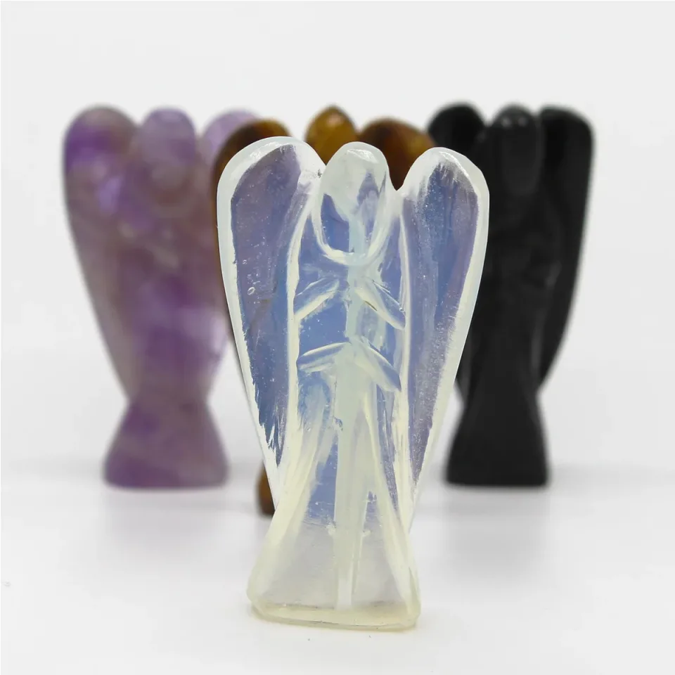Ange sculpté : opalite