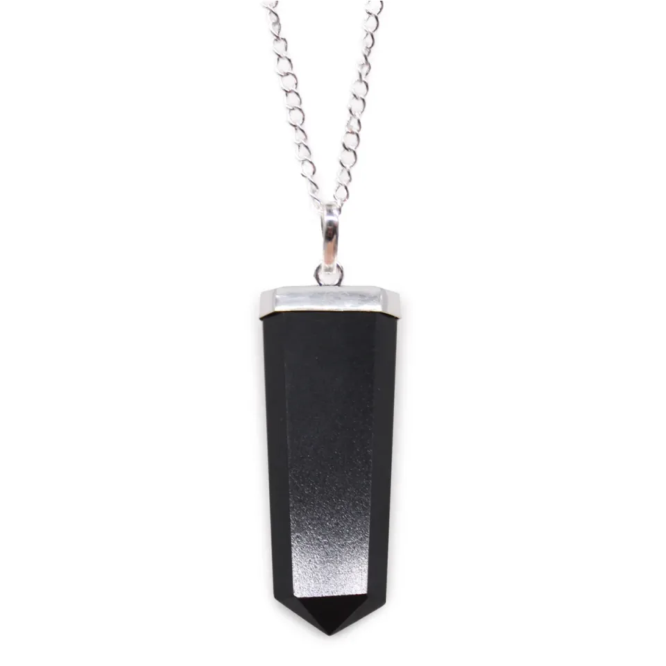Pendentif en pierre sur chaîne plaquée argent, Crayon plat : agate noire