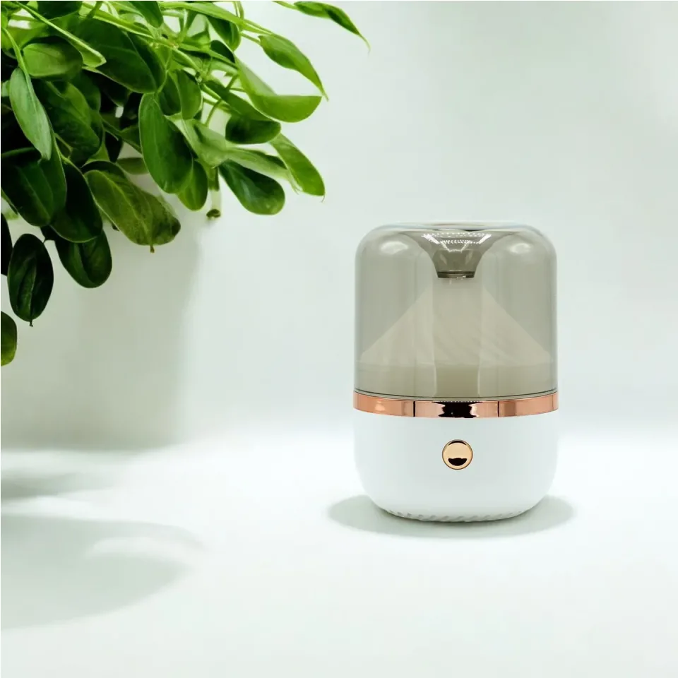 Diffuseur Urbain blanc et bronze, USB, lumière colorée : Modèle unique