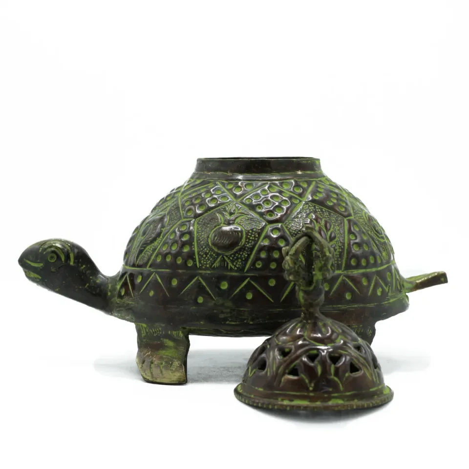 Porte-encens tortue tibétain vert-de-gris, grand modèle : Modèle unique