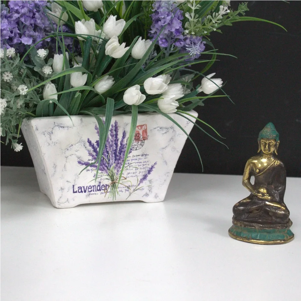 Mini Bouddha assis, méditation : Modèle unique