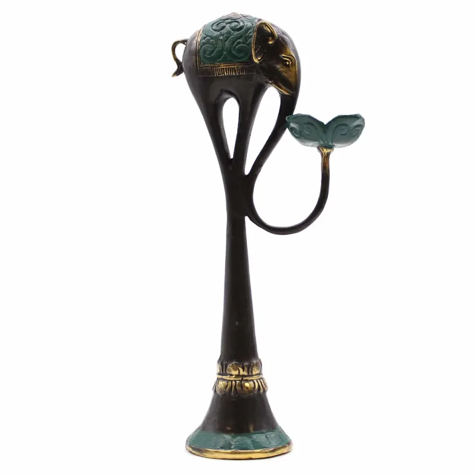 Grand éléphant, porte-bougie ou porte-encens : Modèle unique