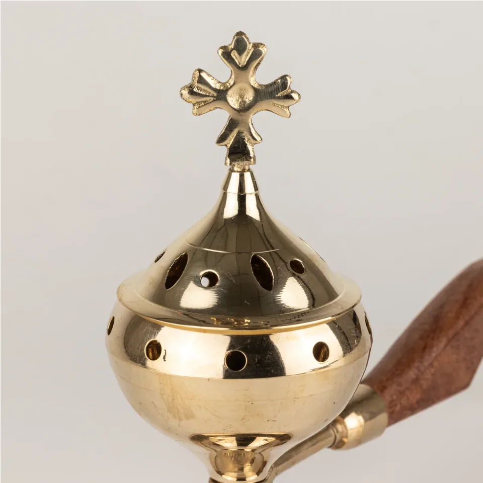 Encensoir à poignée en bois, croix : Modèle unique