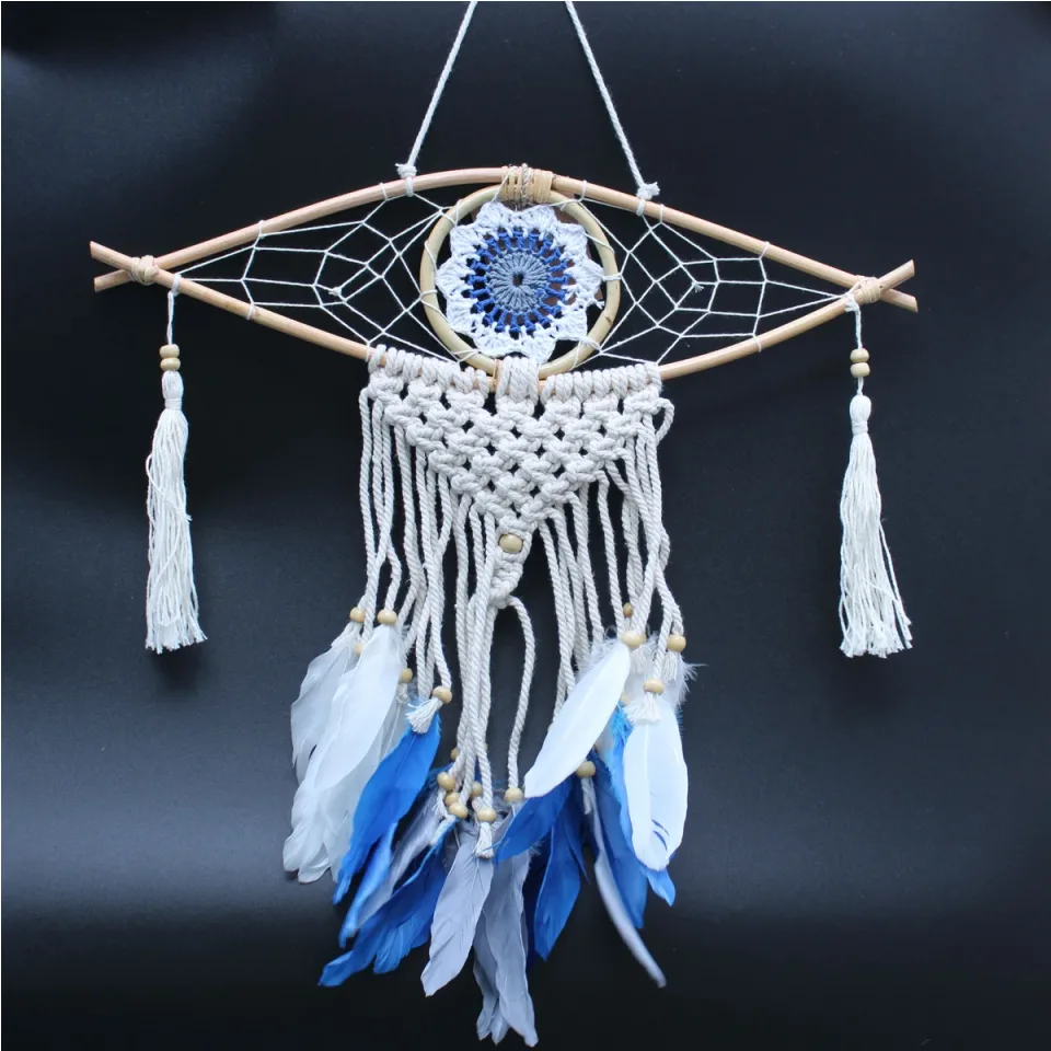 Petit œil en macramé, coloris assortis : Modèle unique