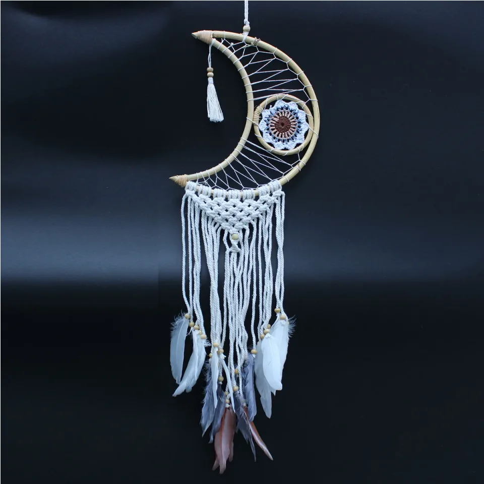 Lune en macramé, coloris assortis : Modèle unique