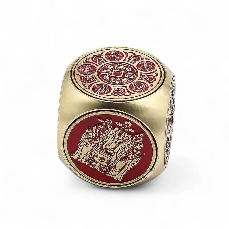 Cube rouge et laiton de la prospérité, plat : Modèle unique
