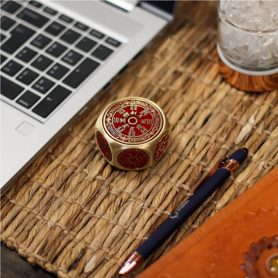 Dé calendrier rouge et pièce, choix de date faste : Modèle unique