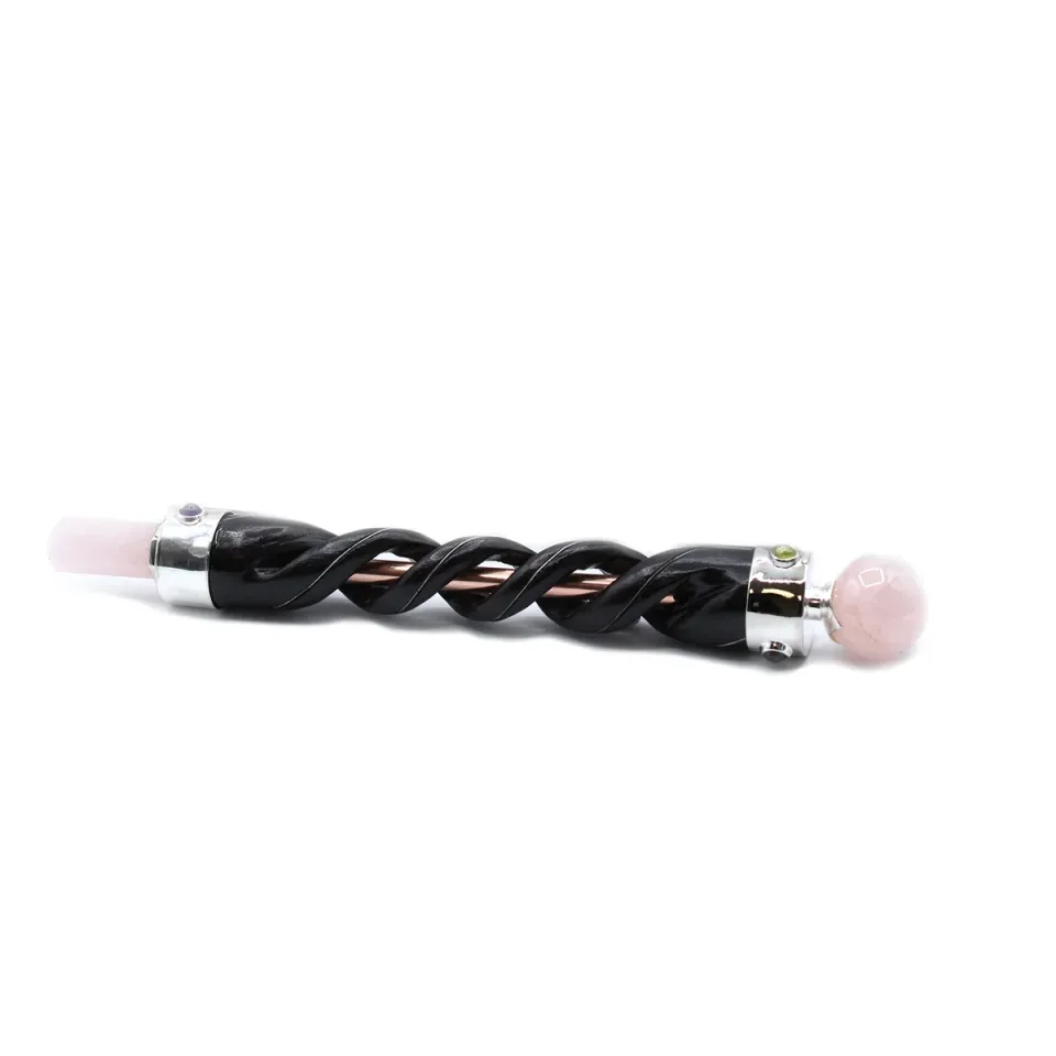 Baguette spiralée, tube de cuivre et quartz rose : Modèle unique
