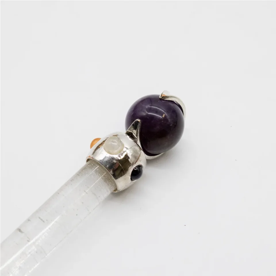 Baguette « Prisme céleste », sphère d'améthyste mobile, tige de quartz, 12 cm : Modèle unique