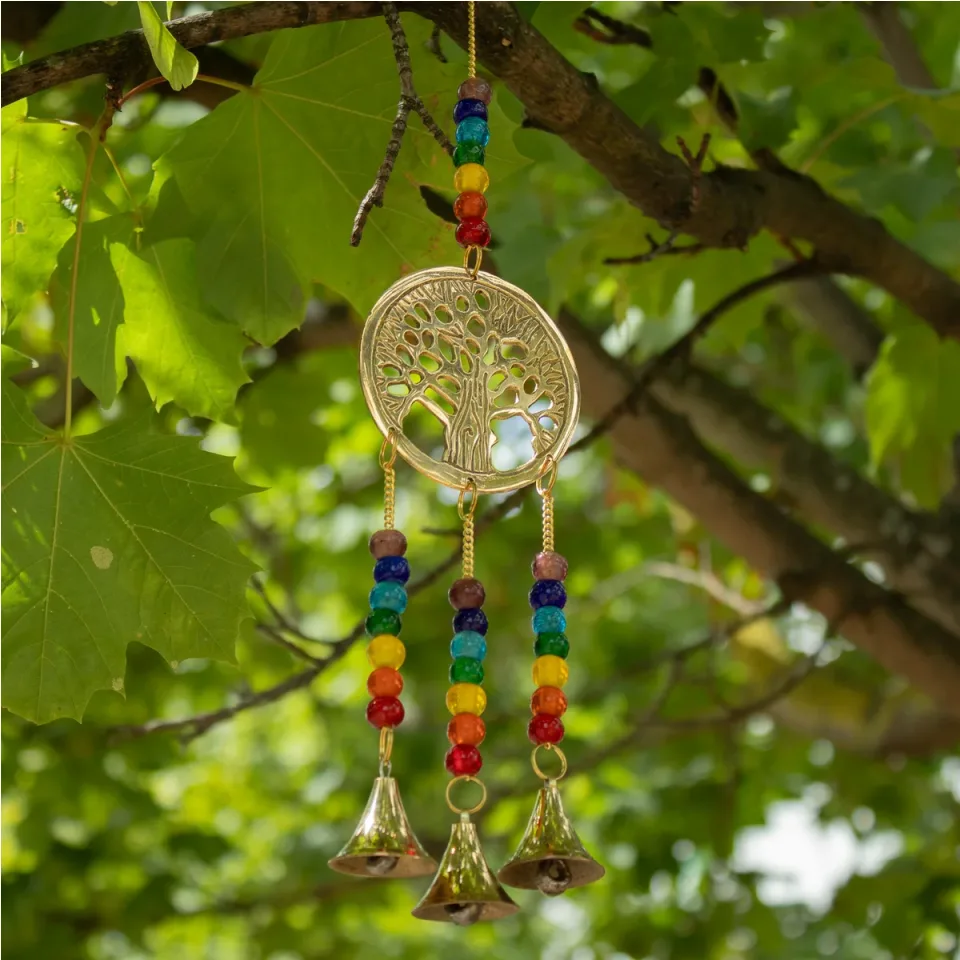 Carillon éolien indien, Arbre de vie en laiton avec perles de chakras, 3 cloches, 6,5 x 31 cm : Modèle unique