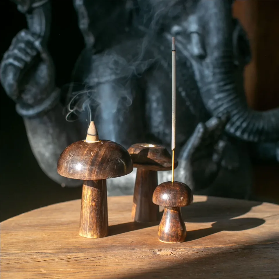 Lot de 3 champignons pour cônes d'encens (10, 9, 8 cm) : Modèle unique