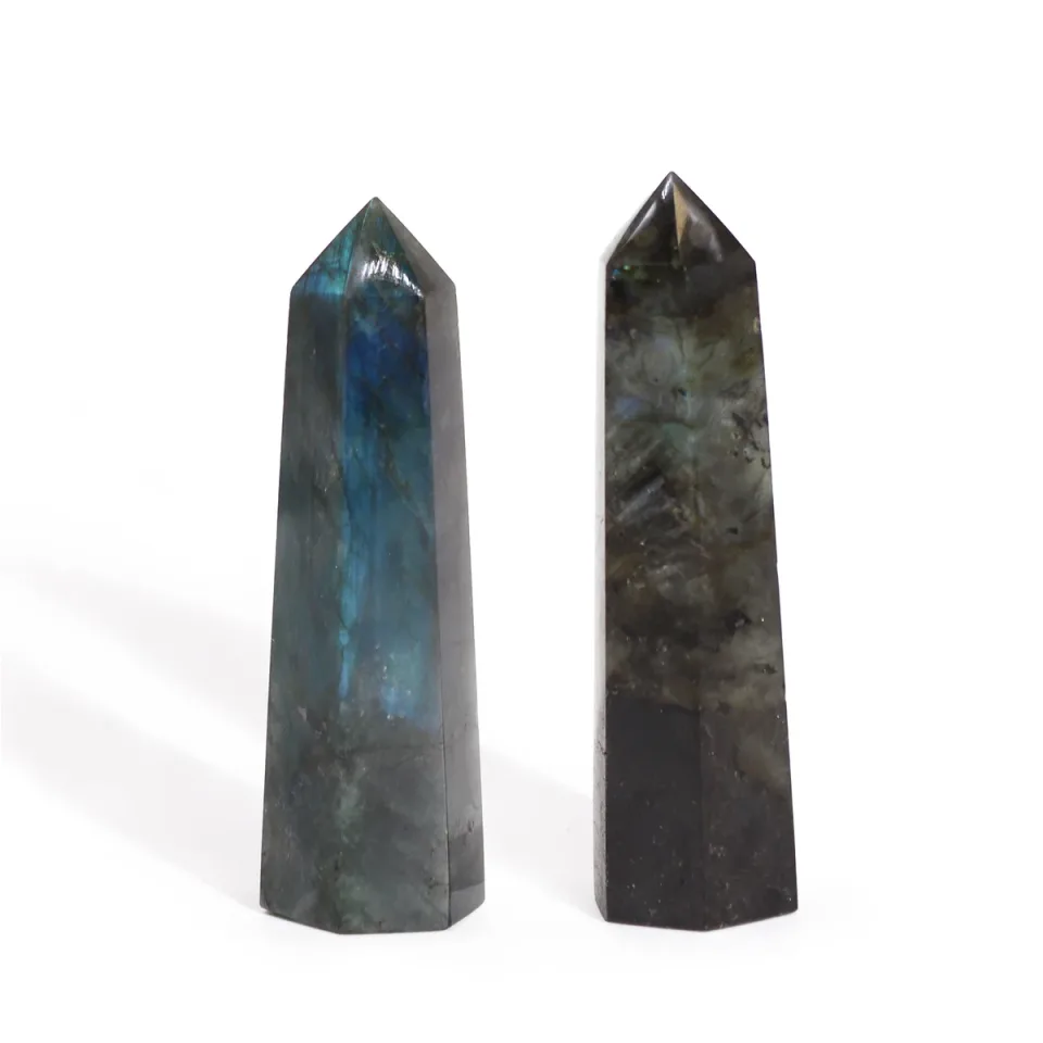 Labradorite de Madagascar, Pointes (environ 63-93 g, 80 x 90 x 25 mm) : Modèle unique