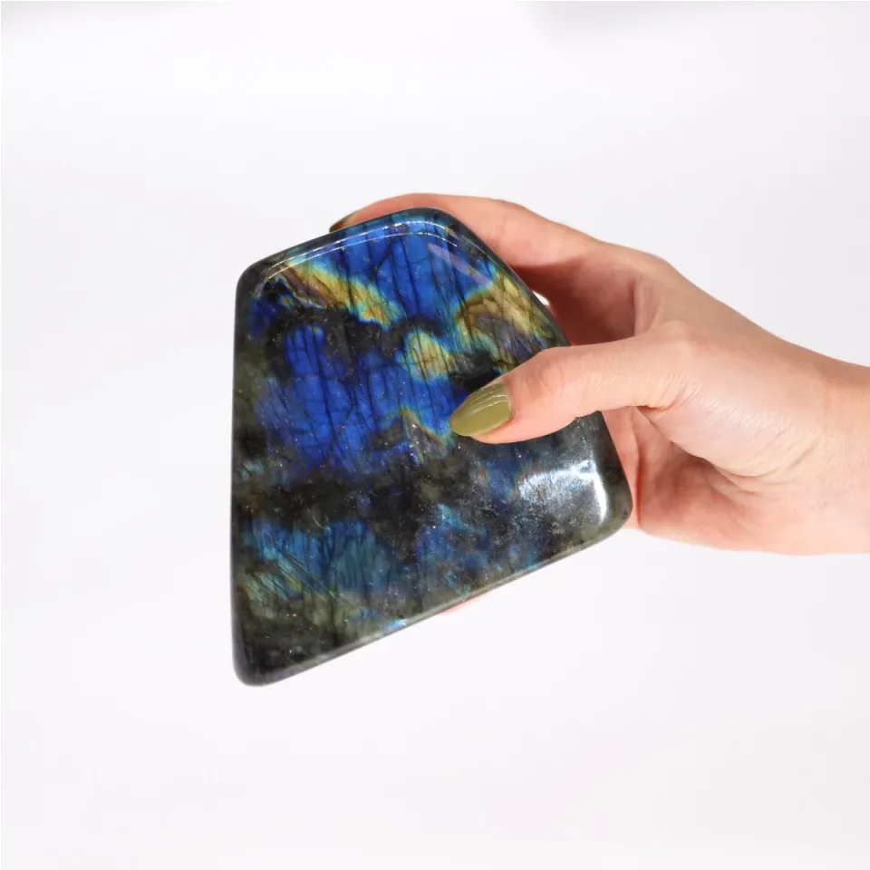 Labradorite de Madagascar, Pièces d'exposition (environ 900-1100 g, 100-170 mm) : Modèle unique