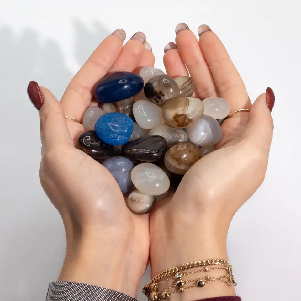 Agates en vrac, 1 kg (environ 70 pierres) : Modèle unique
