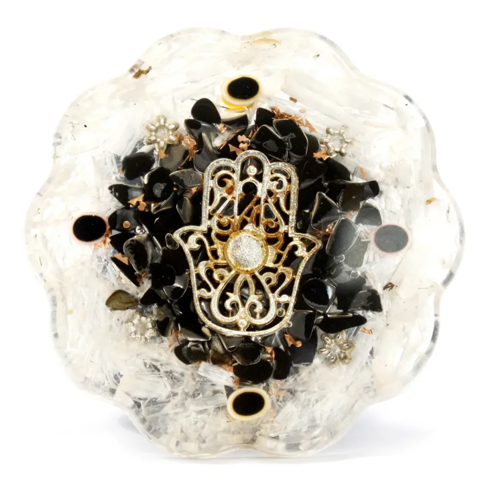 Orgonite de bureau, Hamsa avec sélénite, moyen : Modèle unique