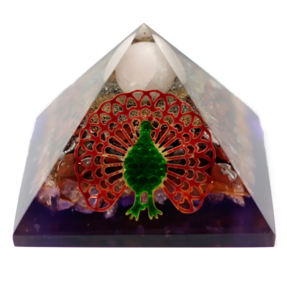 Grande pyramide 70 mm, paon (base terre) : Modèle unique