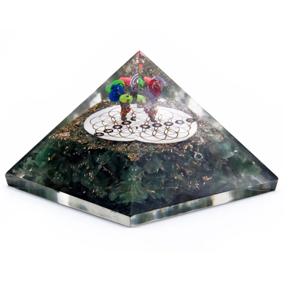 Pyramide aventurine verte et fleur de vie, 70 mm : Modèle unique