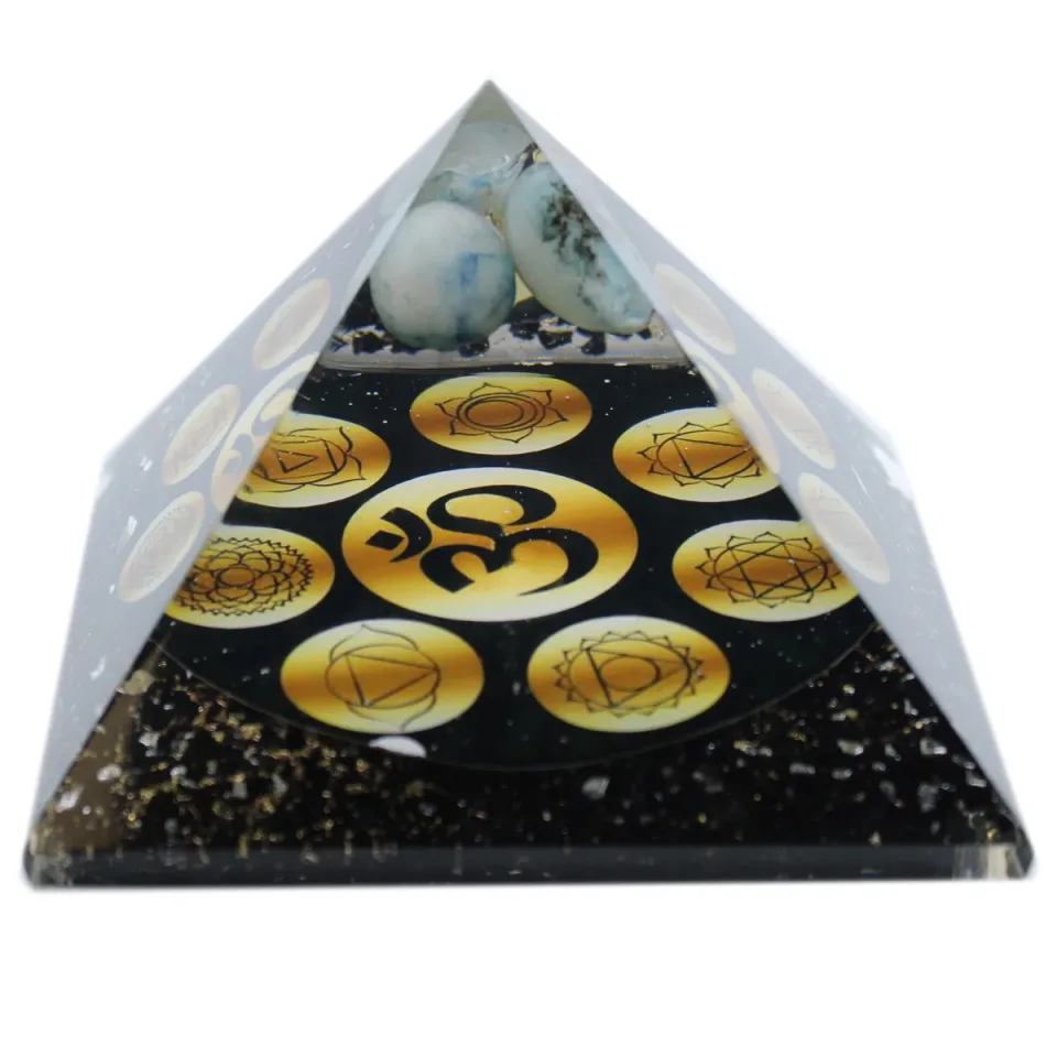 Pyramide Om chakra minuit, 90 mm : Modèle unique