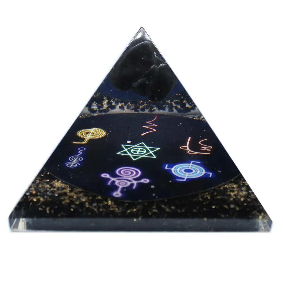 Pyramide Reiki minuit, 90 mm : Modèle unique
