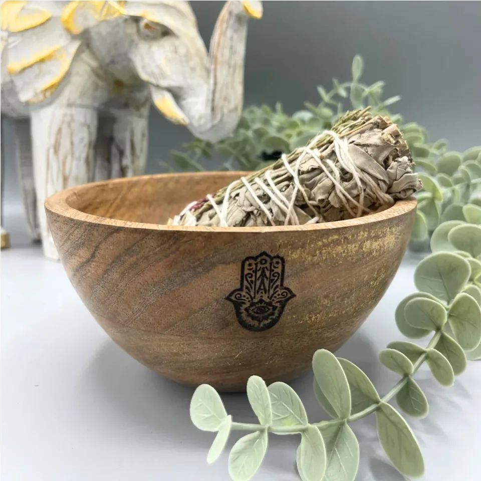 Coupelle rituelle en manguier, Hamsa : Modèle unique