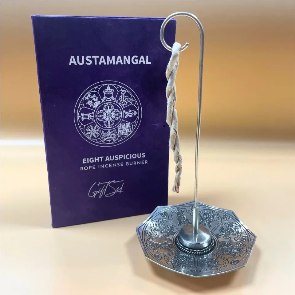 Encens en corde avec support argenté, Astamangal : Modèle unique