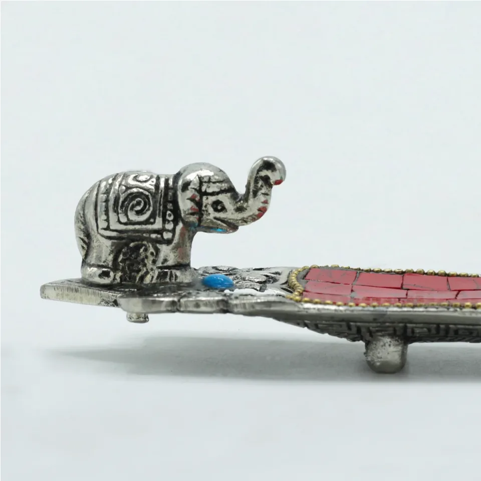 Long porte-encens tibétain éléphant : Modèle unique