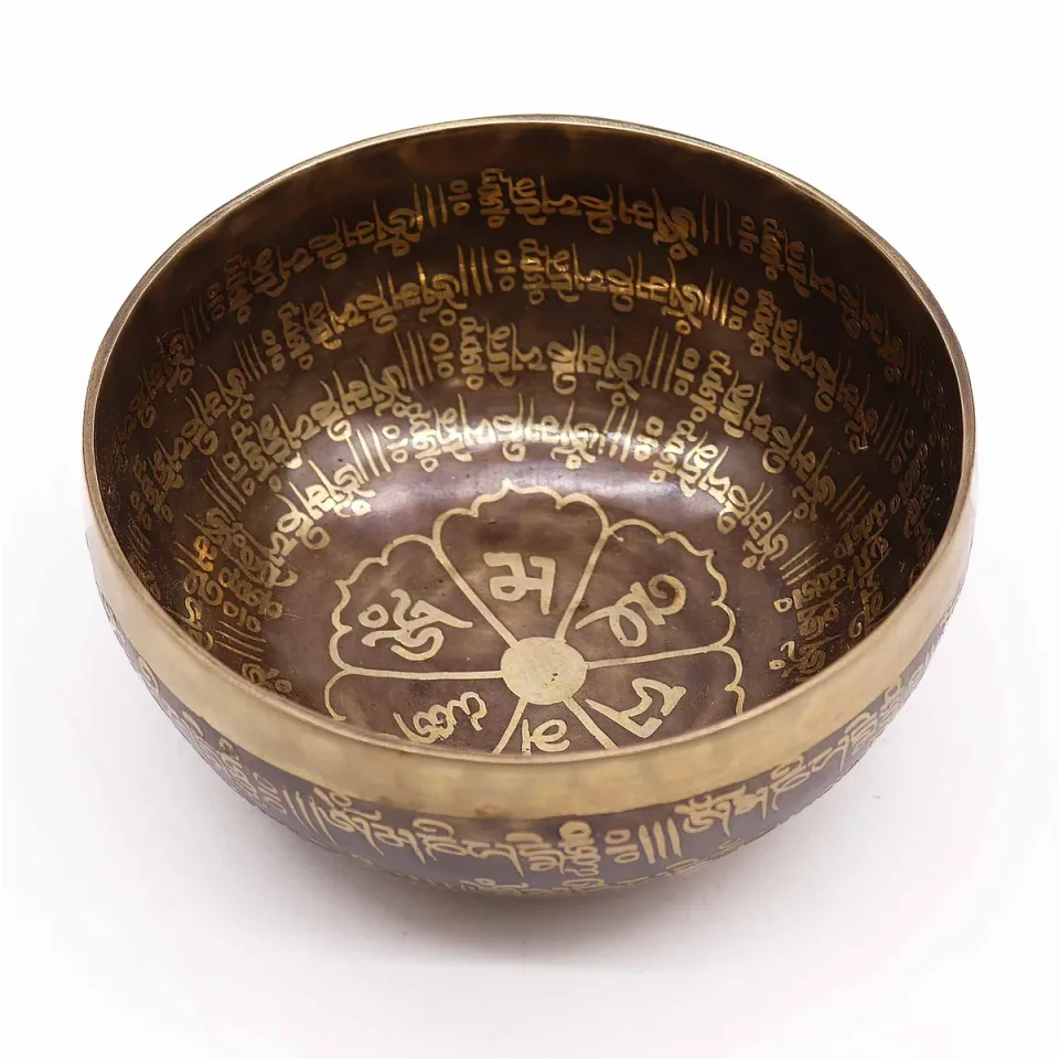 Bol tibétain gravé, 16 cm, mantra : Modèle unique