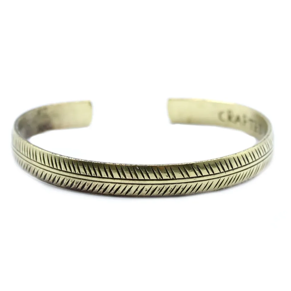 Bracelet tibétain gravé, Laiton, fine feuille tribale : Modèle unique