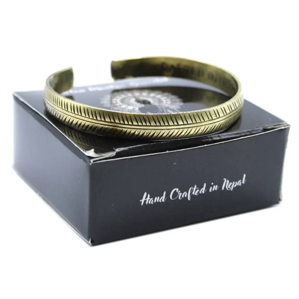 Bracelet tibétain gravé, Laiton, fine feuille tribale : Modèle unique