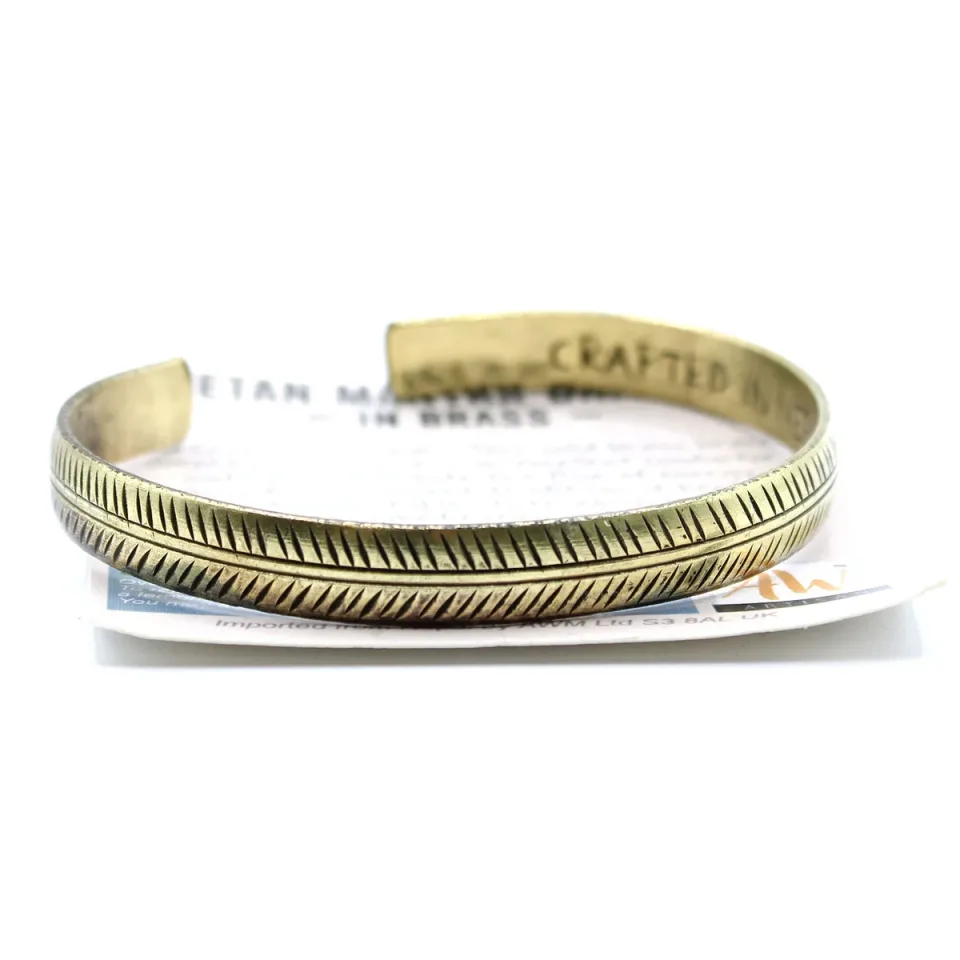 Bracelet tibétain gravé, Laiton, fine feuille tribale : Modèle unique