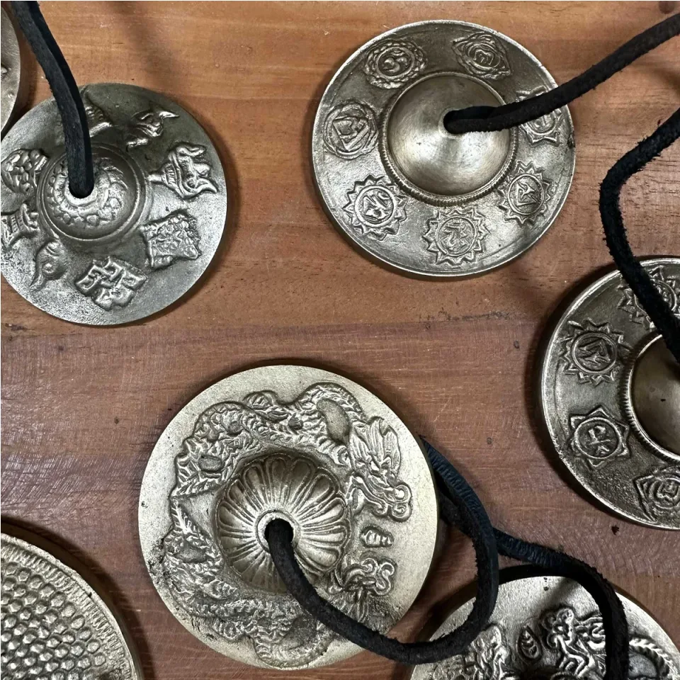 Tingsha dragon, environ 7,4 cm : Modèle unique