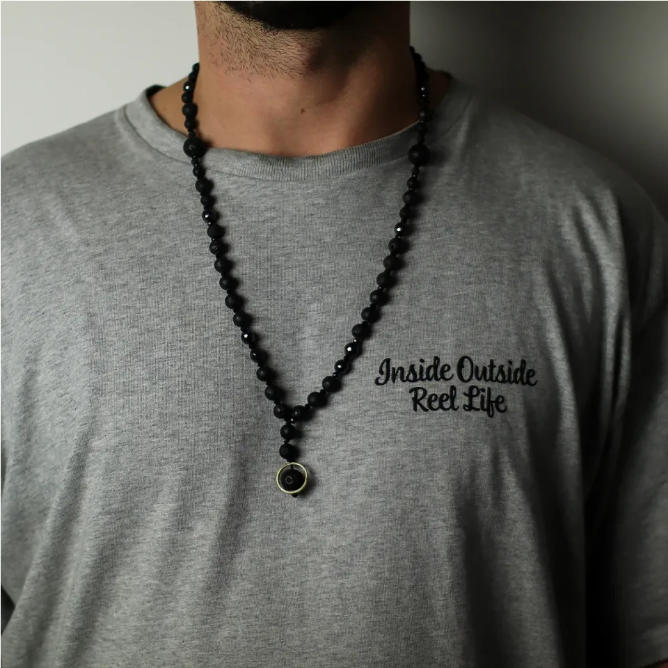 Collier en pierre de lave de Bali, Modèle 8, renouveau : Modèle unique