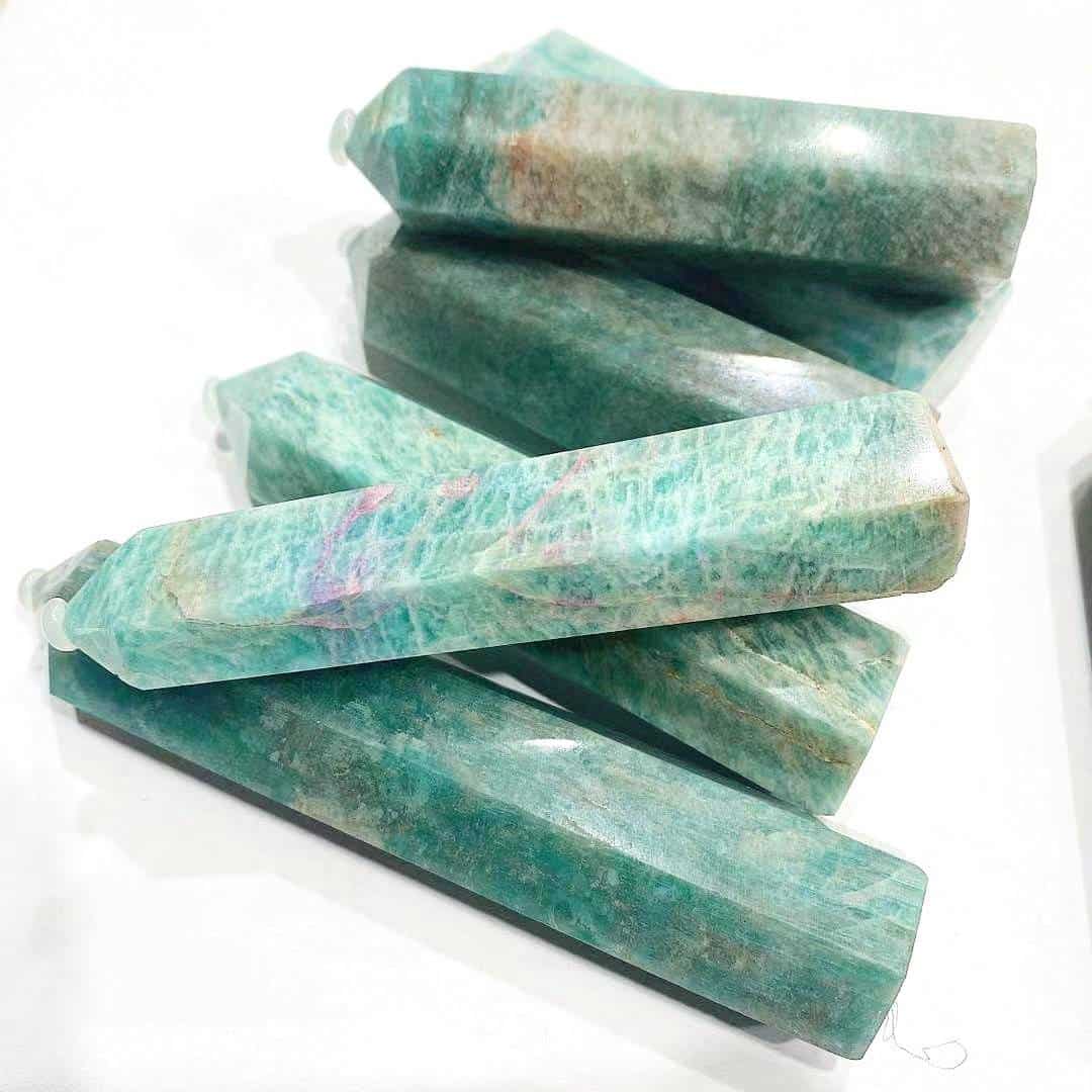 Pointe harmonisation de l&rsquo;esprit en amazonite https://chakras-shop.com