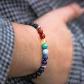 Bracelet 7 Chakras Pierre de Lave Bijoux pierre naturelle Bracelet 7 chakras Bracelet pierre naturelle Déstockage