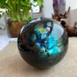 Boule de Cristal en Labradorite Boule de Cristal