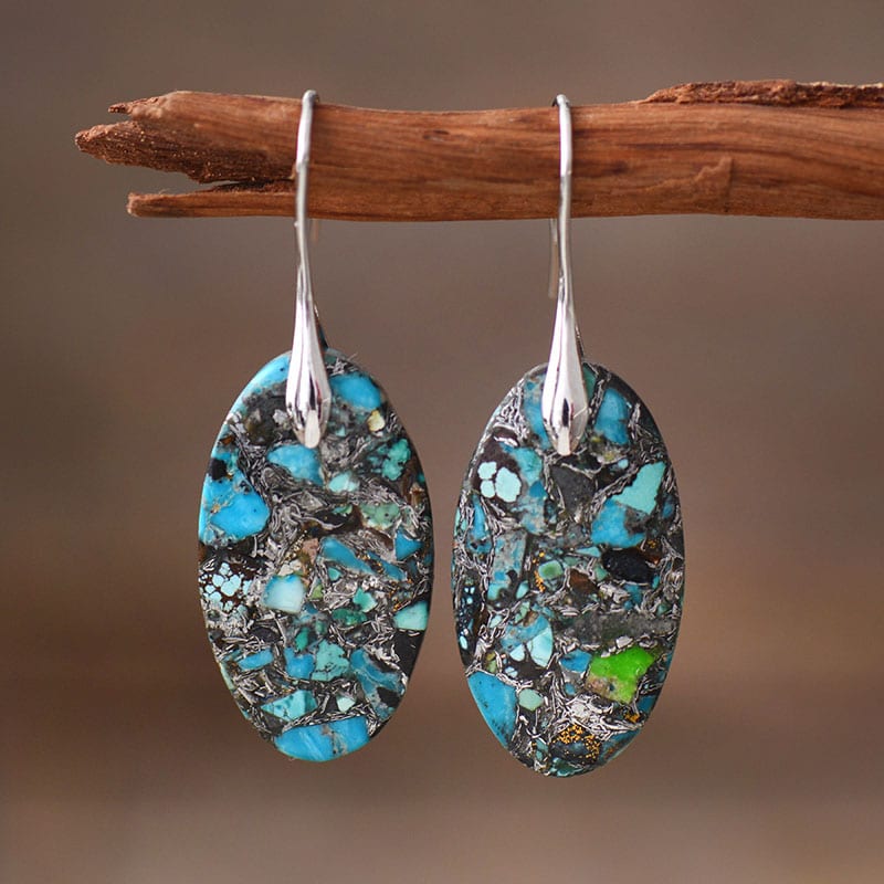 Boucles d'oreilles ovales vibrantes en jaspe pour femme sur fond marron