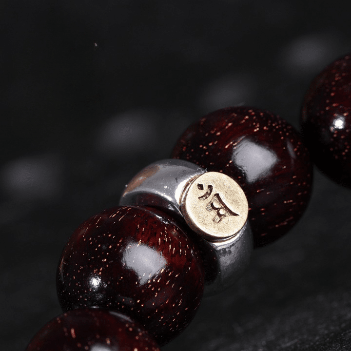 Bracelet porte-bonheur en argent et bois de santal rouge – Image 2