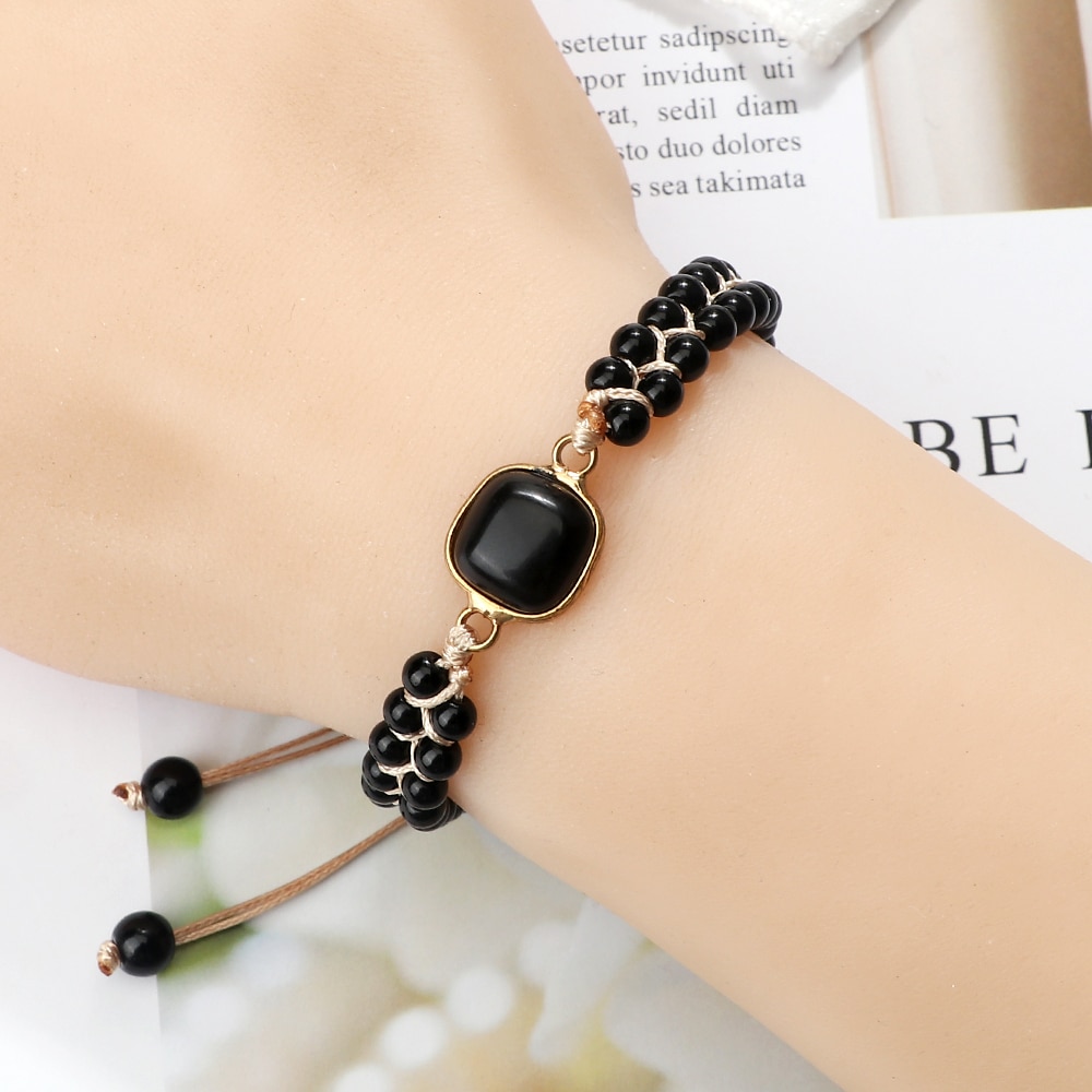 Bracelet en perles d'onyx noires brillantes – Image 2