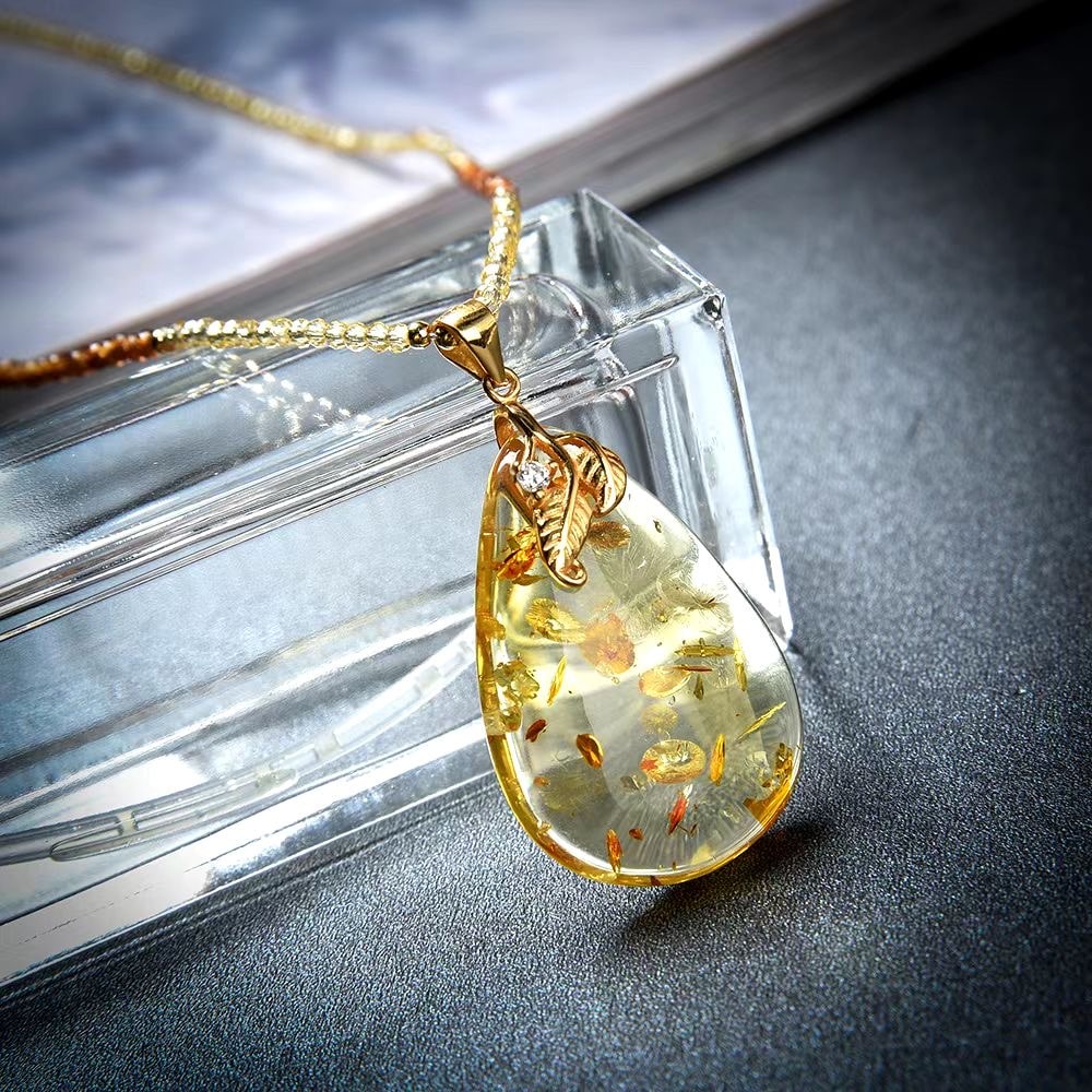 Collier en argent avec pendentif ovale en ambre pour femme – Image 2