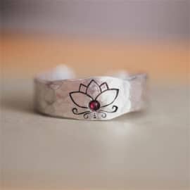 Bague Pierre Naturelle en Alliage de Zinc avec Motif de Fleur