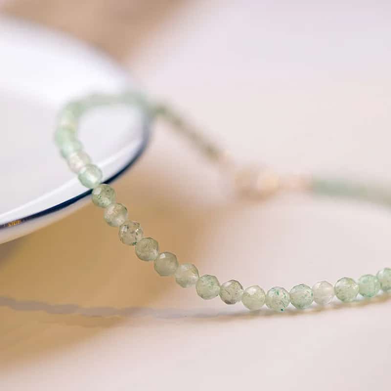 Bracelet Pierre Naturelle en Perles de Jade Taillées pour Femme